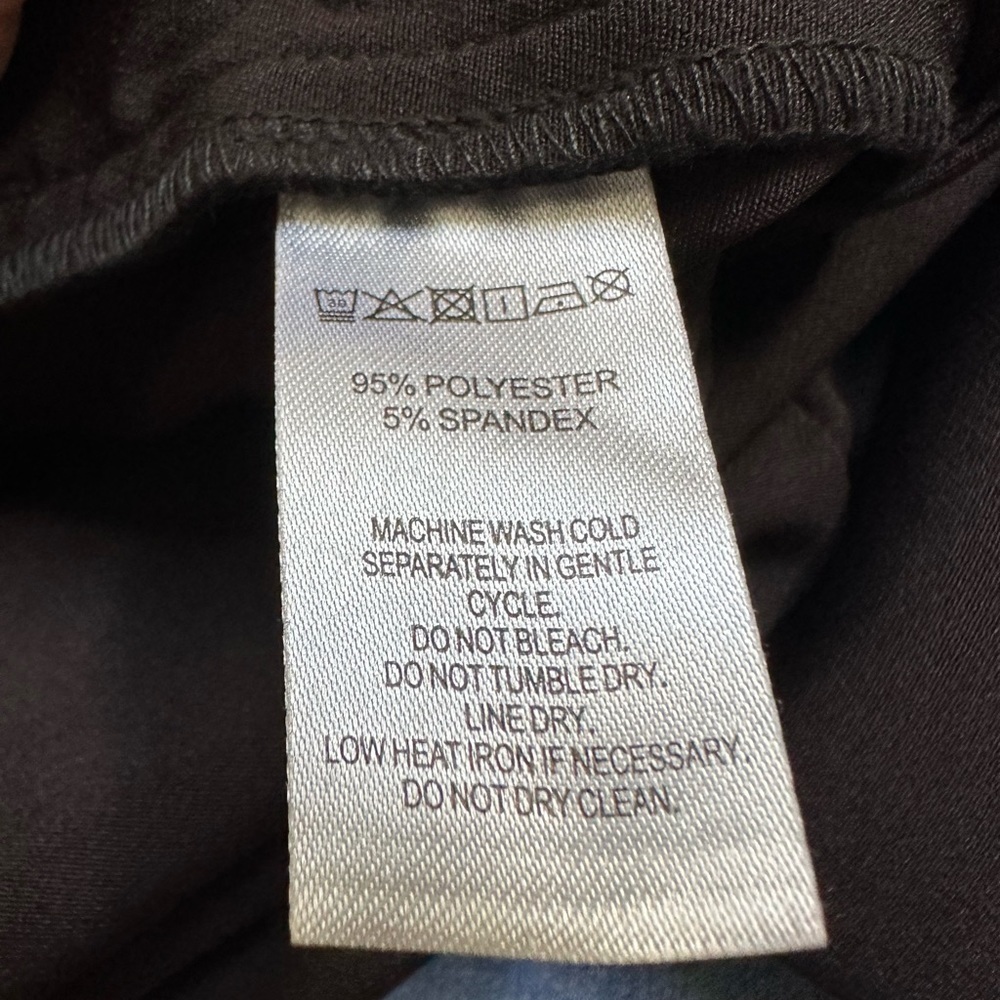 SOLD | Women’s Saks Fifth Avenue High-Waisted Sailor Shorts | Black | Size 12 - Picture 7 of 7